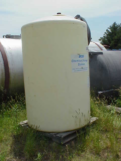 500 Gallon Poly Storage Tank.  Dish top, flat bottom.